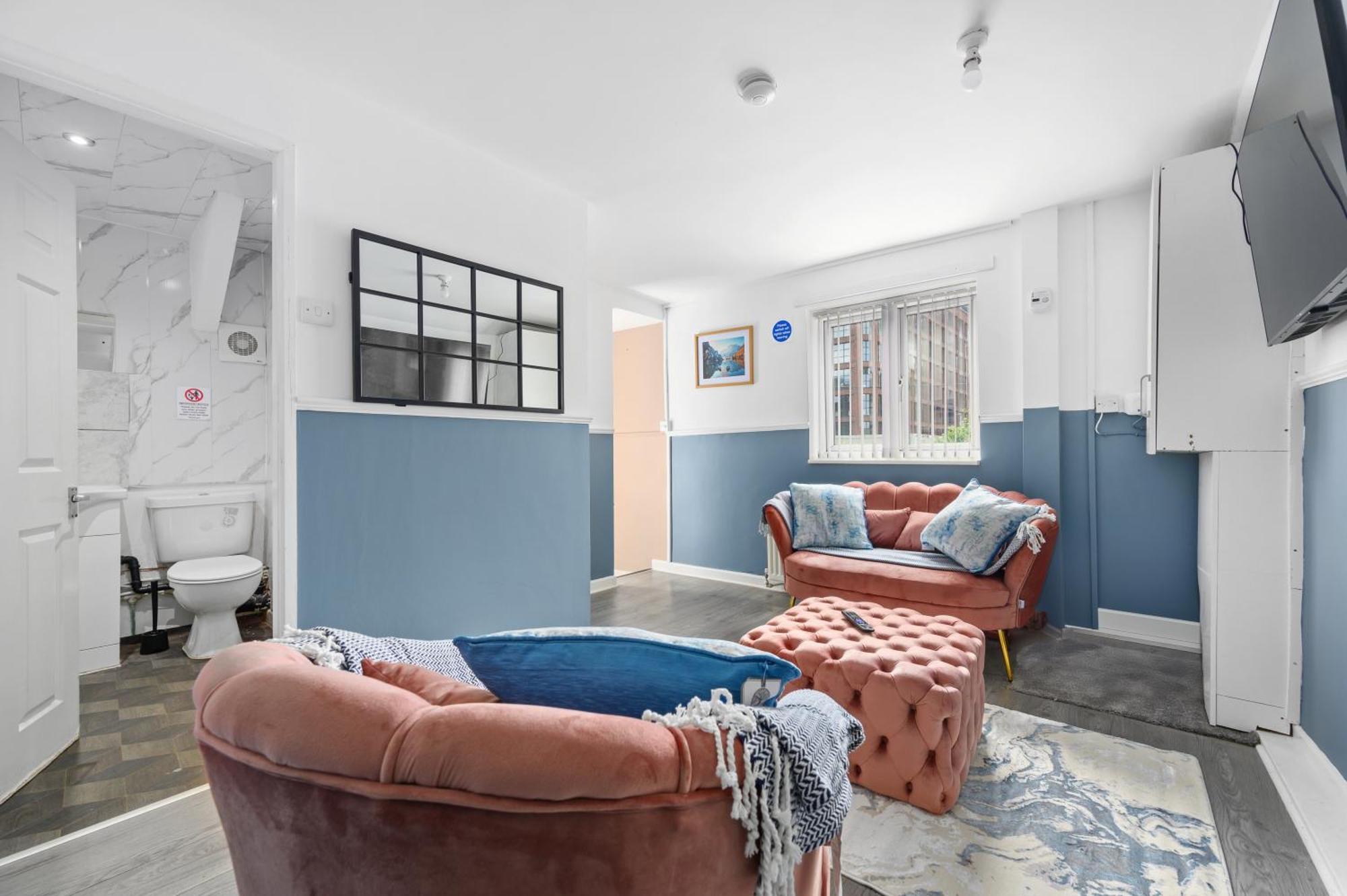 Private Retreat For 3 Near Centre Apartment *